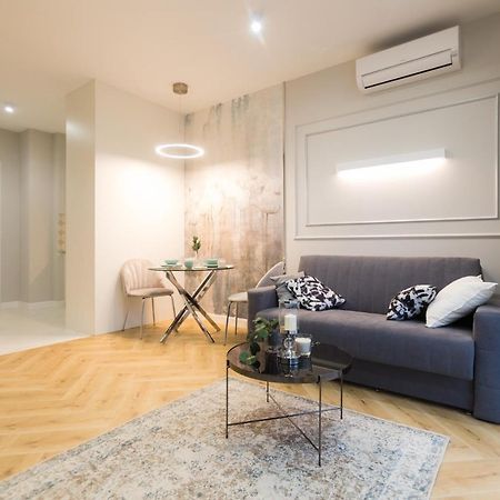 Targowa Bright Studio By Sofija Βαρσοβία Εξωτερικό φωτογραφία