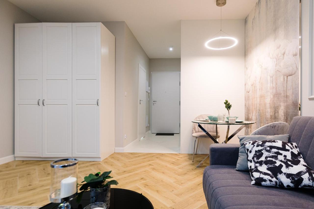 Targowa Bright Studio By Sofija Βαρσοβία Εξωτερικό φωτογραφία
